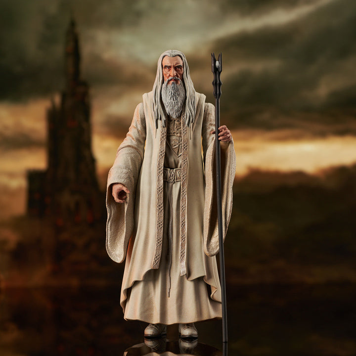 Diamond Select Toys The Lord of The Rings: Saruman Action Figure