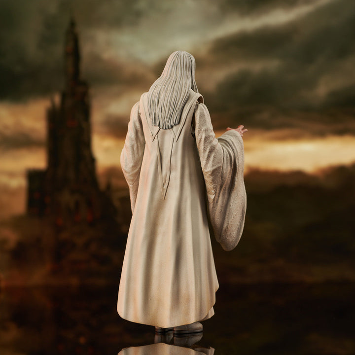 Diamond Select Toys The Lord of The Rings: Saruman Action Figure