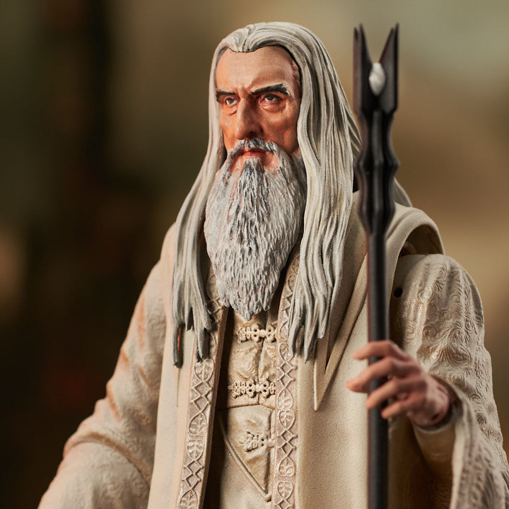 Diamond Select Toys The Lord of The Rings: Saruman Action Figure