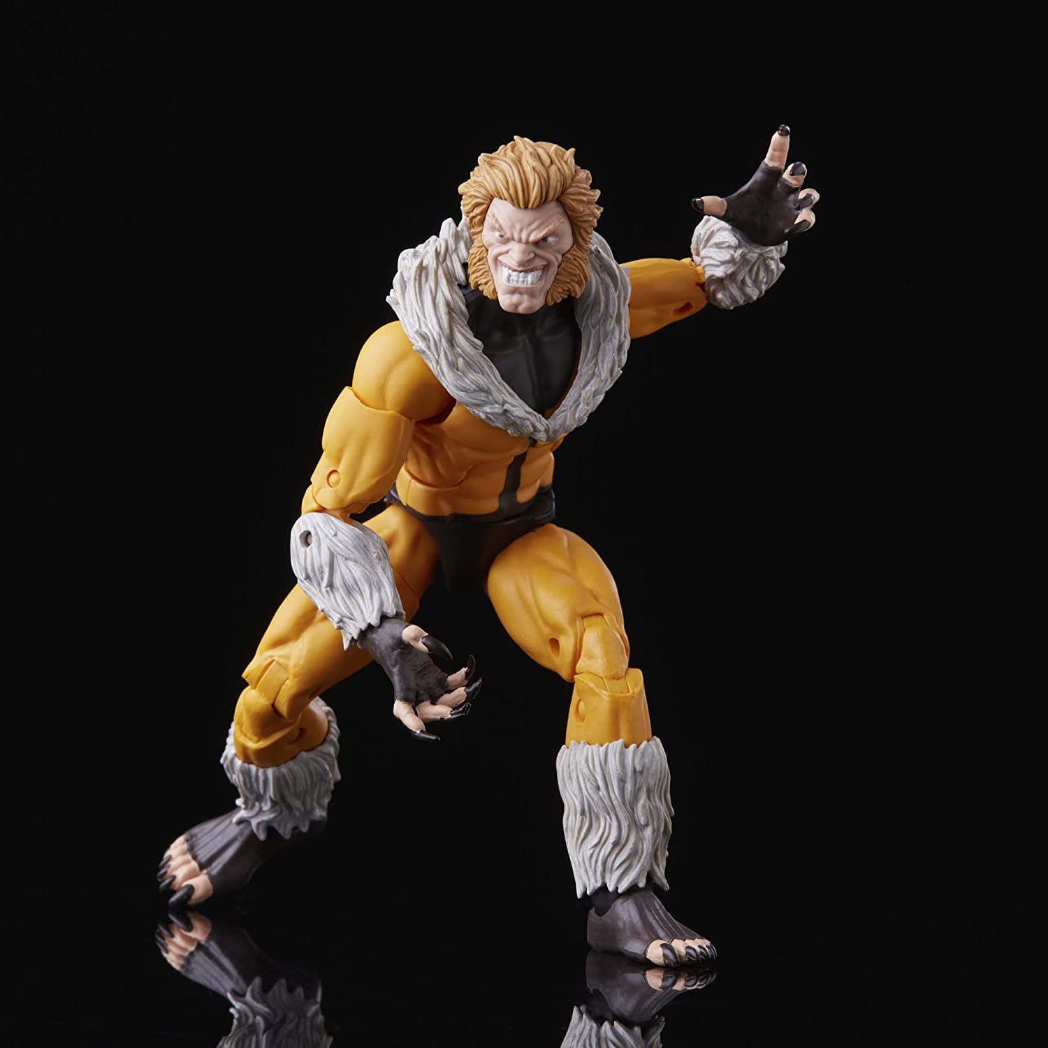 Marvel Legends Series X-Men Sabretooth Action Figure 6-Inch