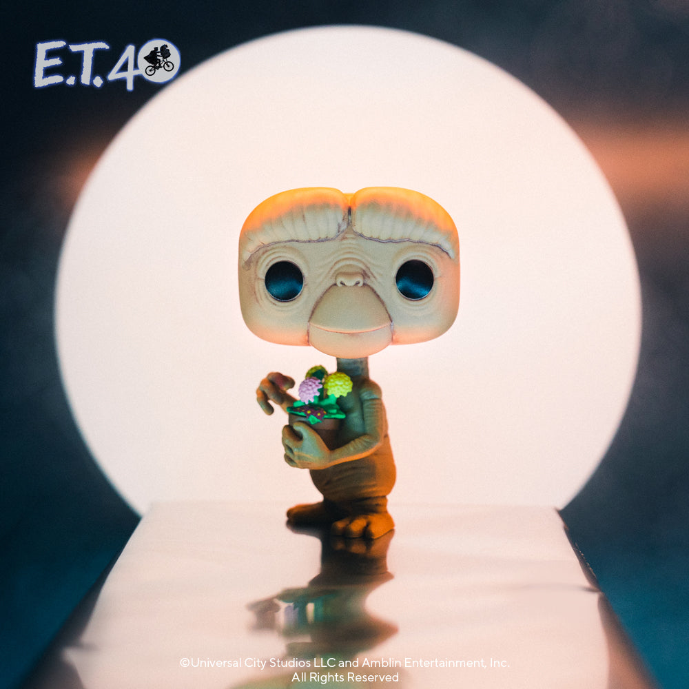 Funko Pop! Movies: E.T. The Extra-Terrestrial - E.T. with Flowers #1255