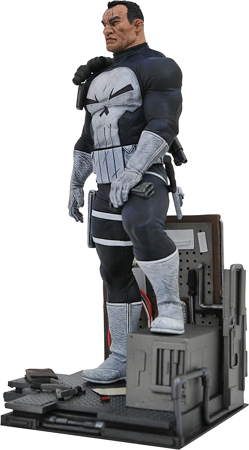 Diamond Select Toys Marvel Gallery Punisher PVC Figure