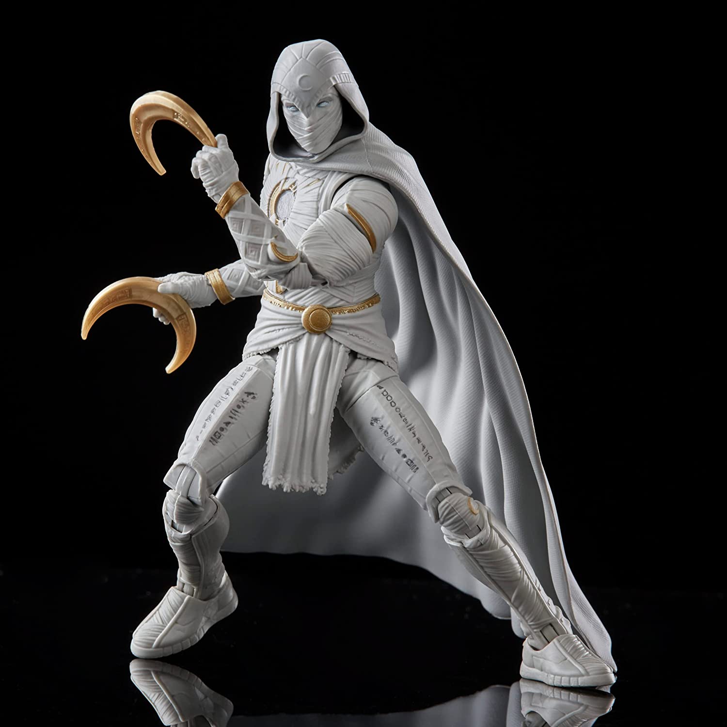 Marvel Legends Series MCU Disney Plus Moon Knight 6-inch Action Figure
