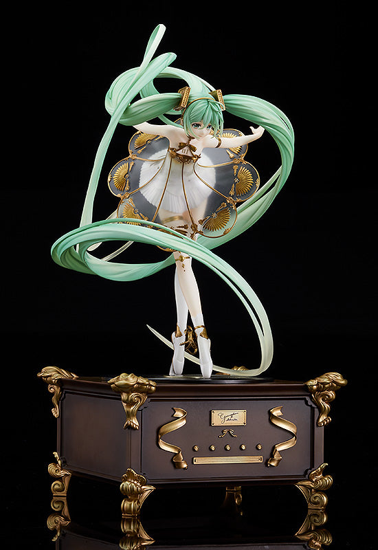 Good Smile Company - Character Vocal Series 01: Hatsune Miku - Hatsune Miku Symphony 5th Anniversary Ver. Scale Figure