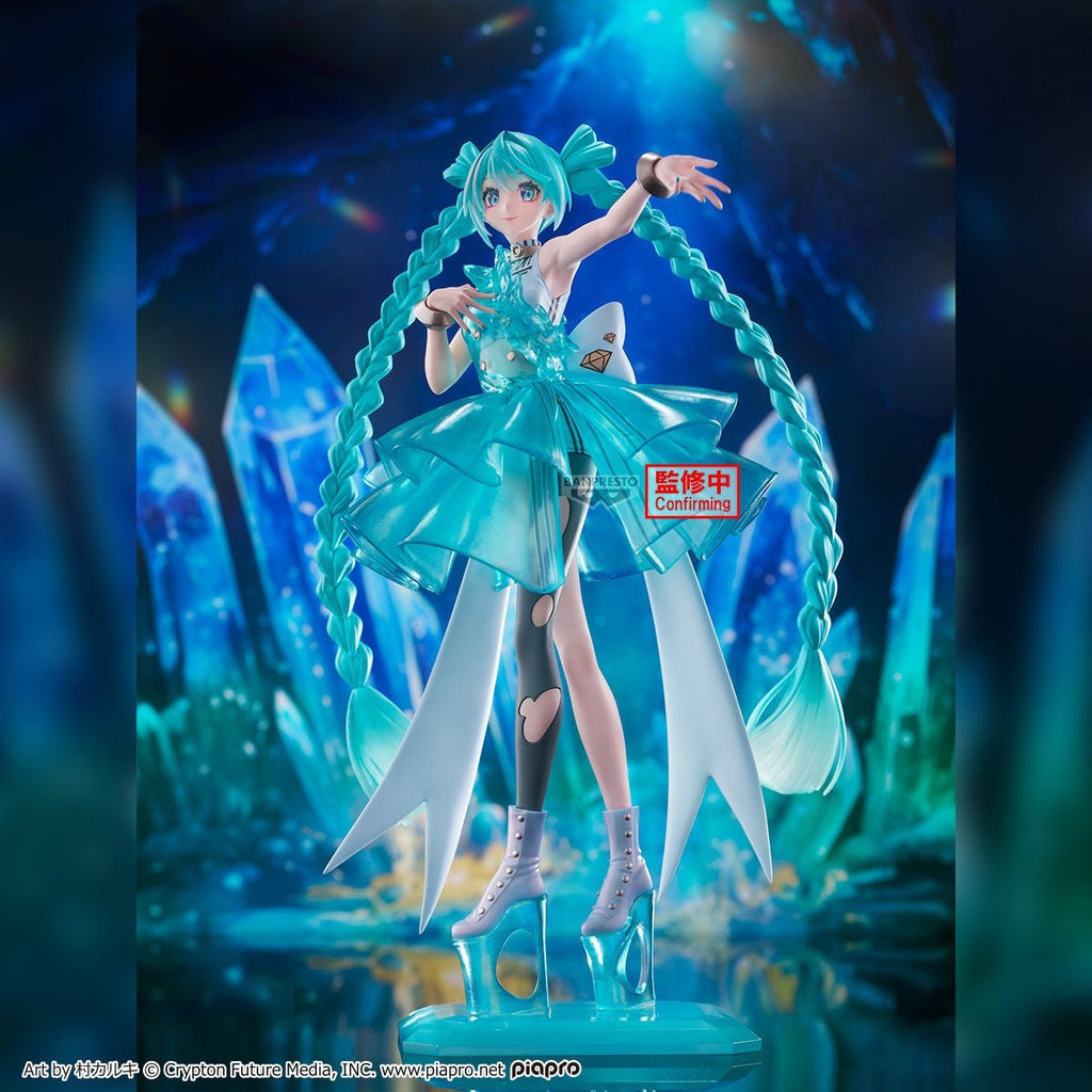 Bandai Spirits - Vocaloid - Hatsune Miku - EVOLVE Clearluxe Emerald Gem Figure - Fundom