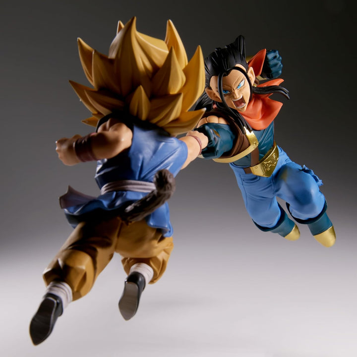 Banpresto - Dragon Ball GT - Super Android #17 Vs Super Saiyan Son Goku Match Makers Bandai Spirits Figure