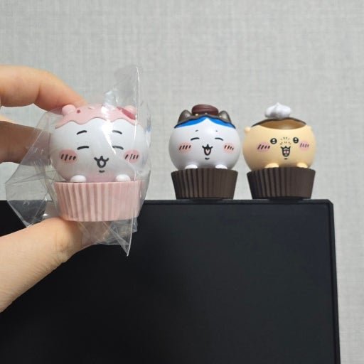 Chiikawa Official Monitor Figure Blind Box - Fundom