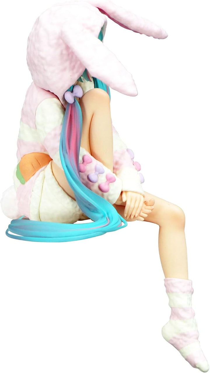 FuRyu Hatsune Miku Rabbit Ear Hood Pajama Noodle Stopper Figure