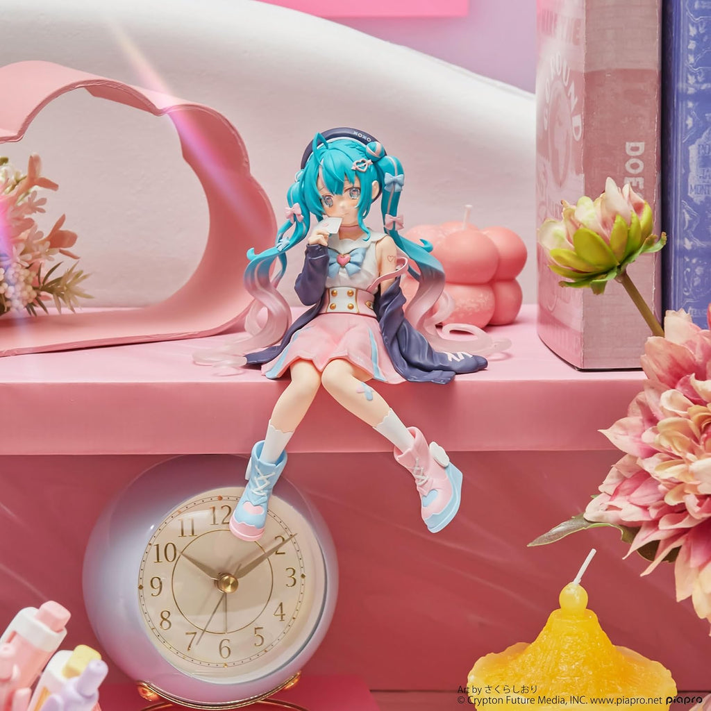 FuRyu - Hatsune Miku - Love Sailor Ver. Noodle Stopper Figure