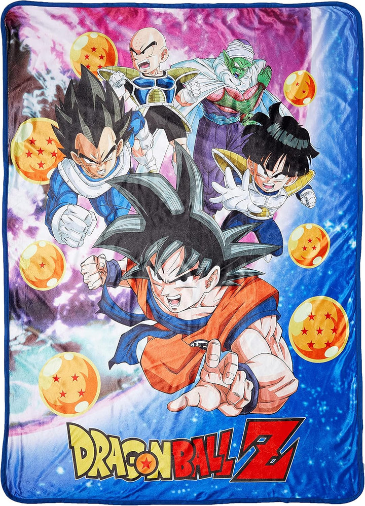Great Eastern Entertainment - Dragon Ball Z - Group In The Sky Sublimation Throw Blanket