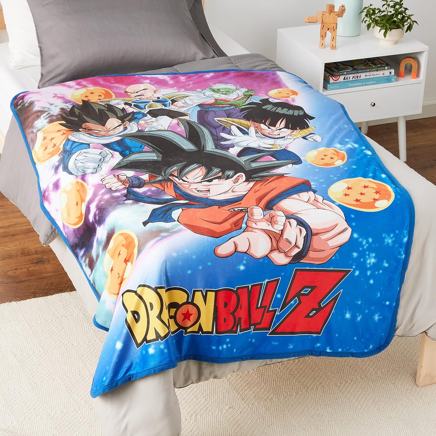 Great Eastern Entertainment - Dragon Ball Z - Group In The Sky Sublimation Throw Blanket - Fundom