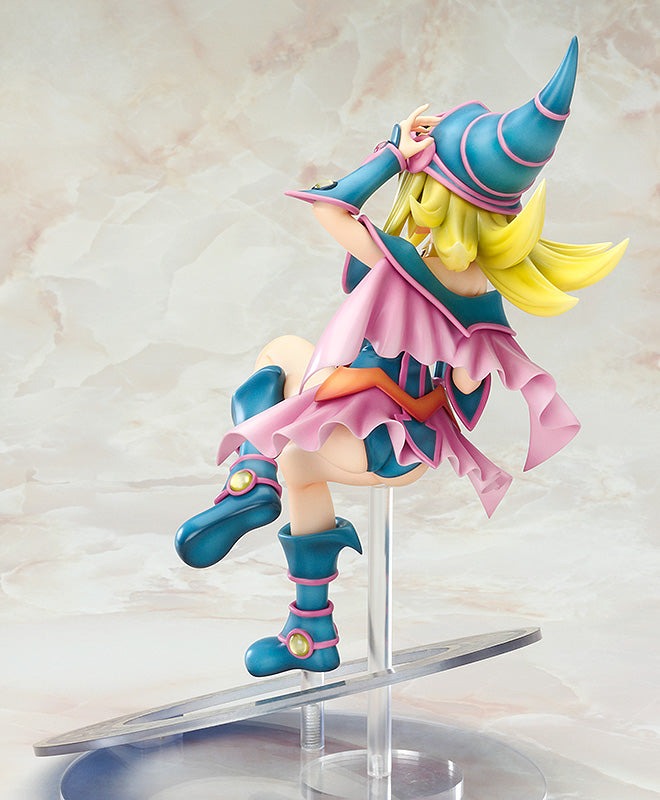 Max Factory Yu-Gi-Oh! Dark Magician Girl 1:7 PVC Figure
