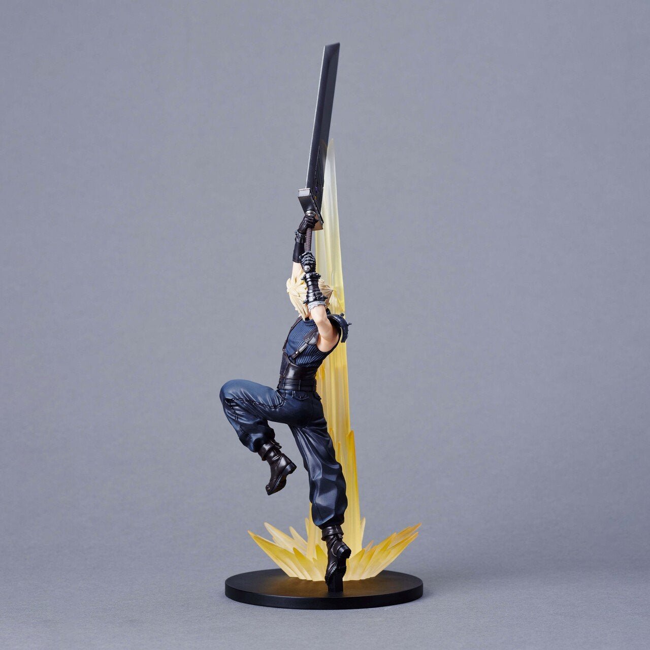 Square Enix - Final Fantasy VII Rebirth - Cloud Strife Limit Break Ascension Statuette - Fundom