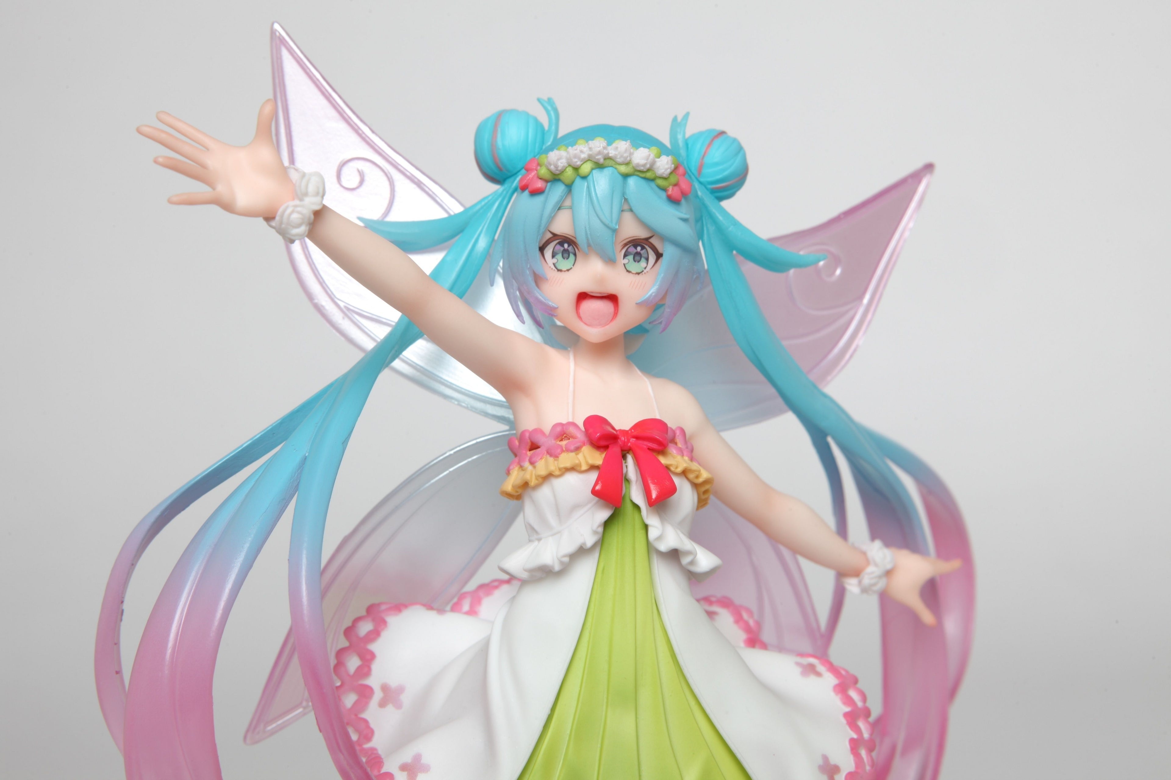 Taito - Vocaloid - Hatsune Miku - 3rd Season Spring Ver Reissue Figure - Fundom