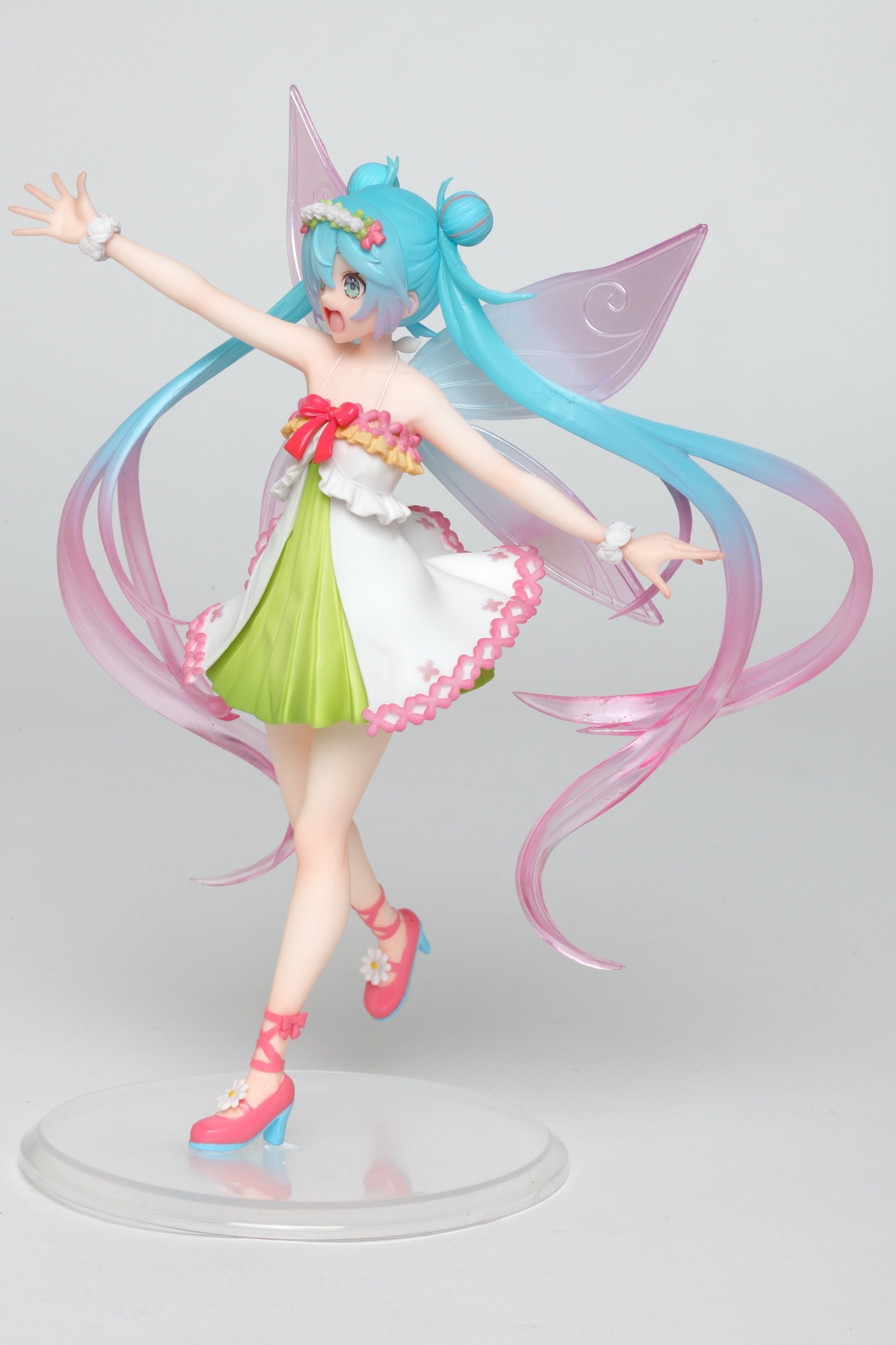 Taito - Vocaloid - Hatsune Miku - 3rd Season Spring Ver Reissue Figure - Fundom