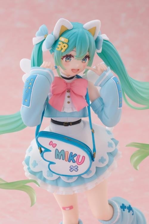 Taito - Vocaloid - Hatsune Miku - Fashion Figure Fancy Ver. - Fundom