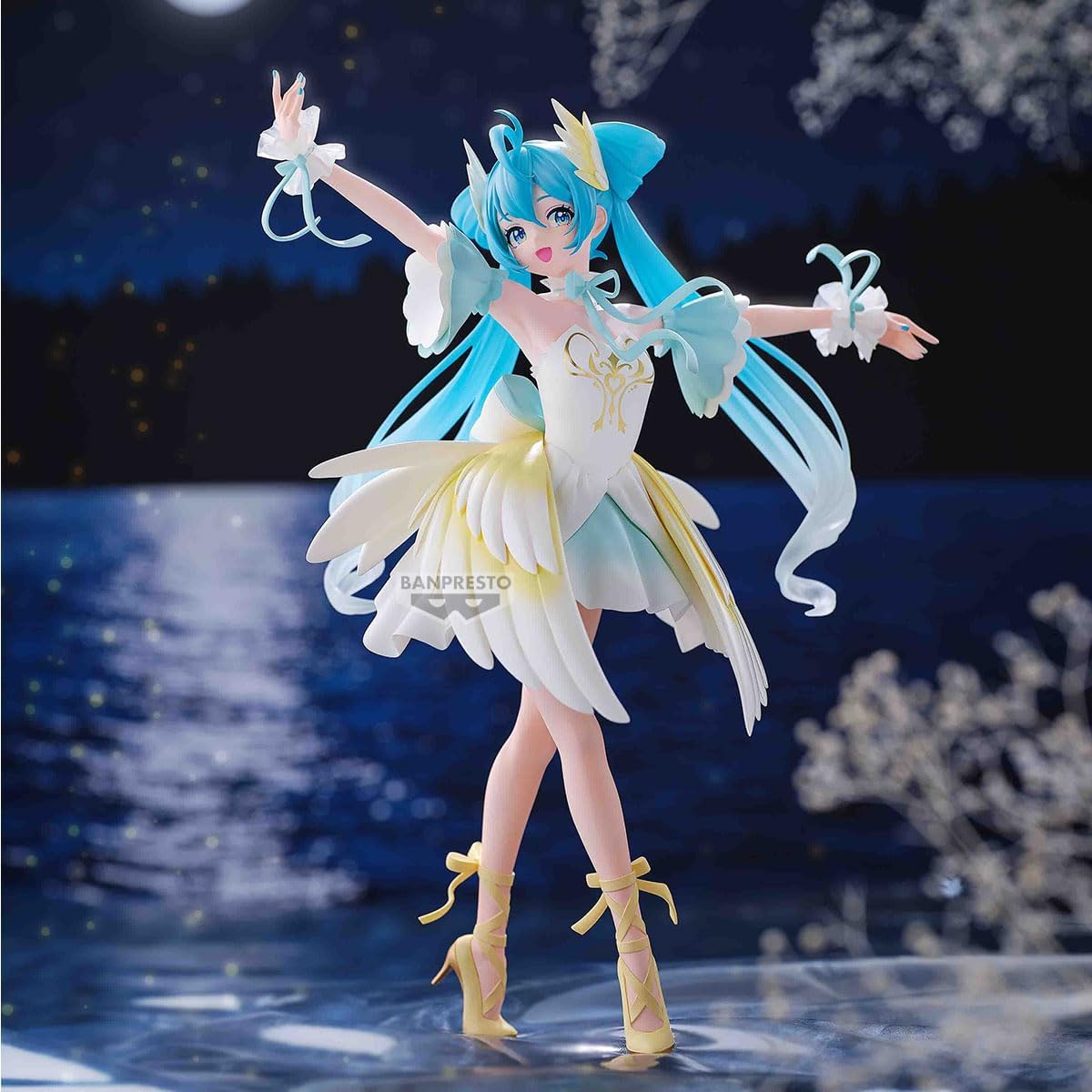 Banpresto - Vocaloid - Hatsune Miku Classical Tuning Swan Lake Evolve Figure - Fundom
