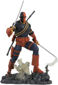 Diamond Select Toys DC Gallery: Deathstroke PVC Figure - Fundom