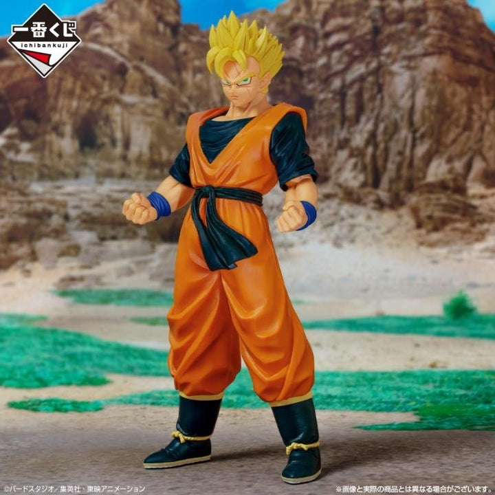 Dragon Ball Z - Son Gohan Future Dueling to The Future - Bandai Spirits Masterlise Ichibansho Figure - Fundom