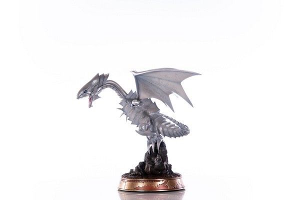 First 4 Figures - Yu - Gi - Oh - Blue - Eyes White Dragon White Edition - Fundom