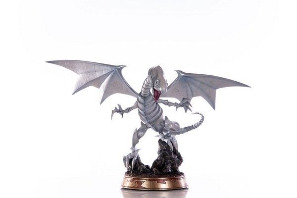 First 4 Figures - Yu - Gi - Oh - Blue - Eyes White Dragon White Edition - Fundom