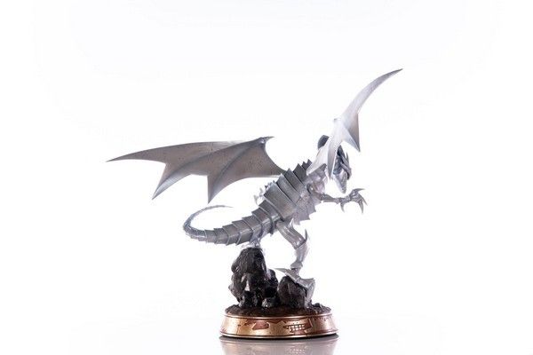 First 4 Figures - Yu - Gi - Oh - Blue - Eyes White Dragon White Edition - Fundom