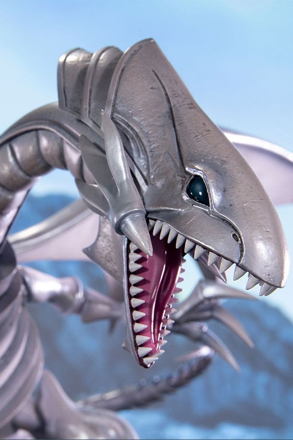 First 4 Figures - Yu - Gi - Oh - Blue - Eyes White Dragon White Edition - Fundom