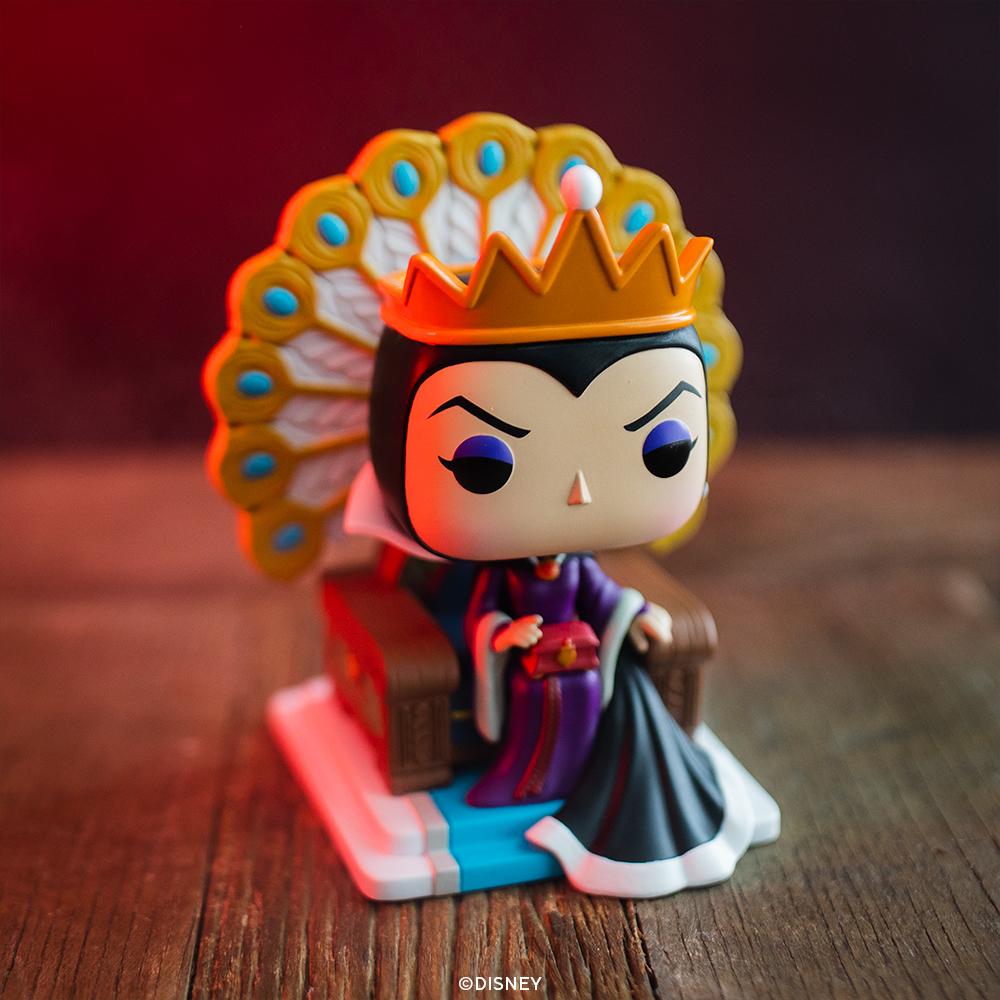 Funko Pop! Deluxe: Disney Villains - Evil Queen on Throne - Fundom