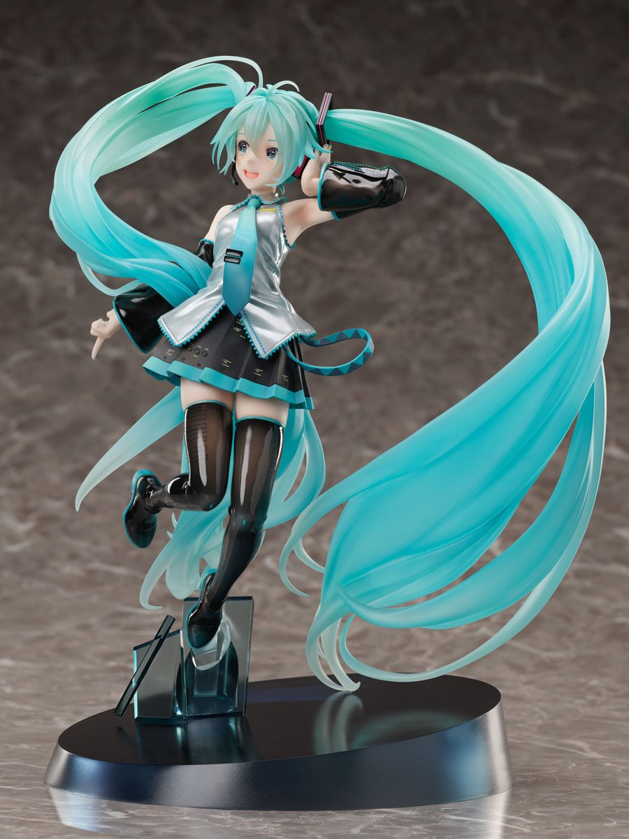 FuRyu - Hatsune Miku Chronicle Version 1/7 Scale Figure - Fundom