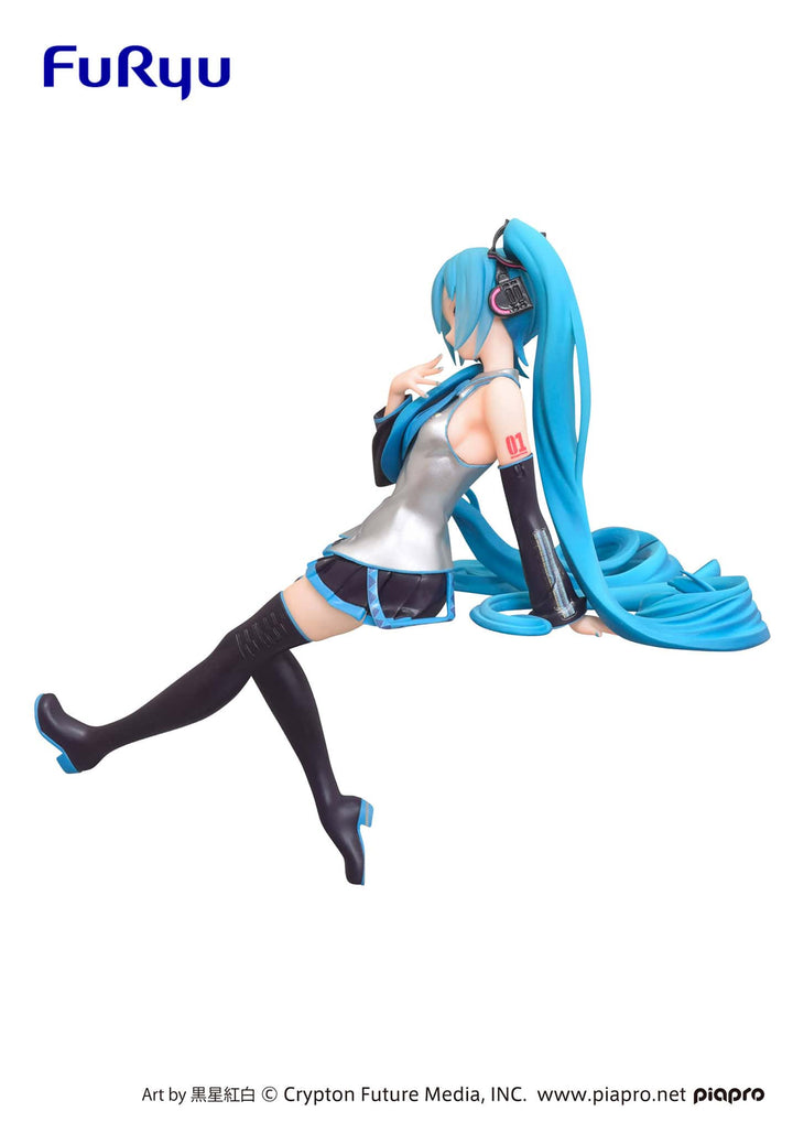 FuRyu - Hatsune Miku Kuroboshi Kouhaku Version Noodle Stopper Figure - Fundom