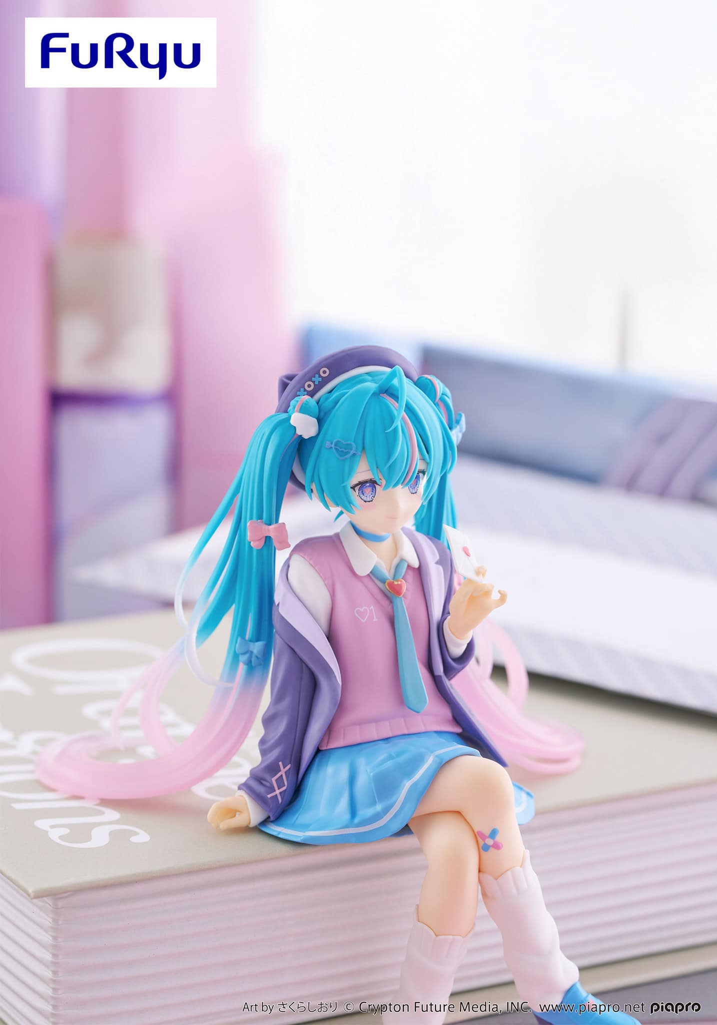 FuRyu - Hatsune Miku Love Blazer Navy Color Version Noodle Stopper Figure - Fundom