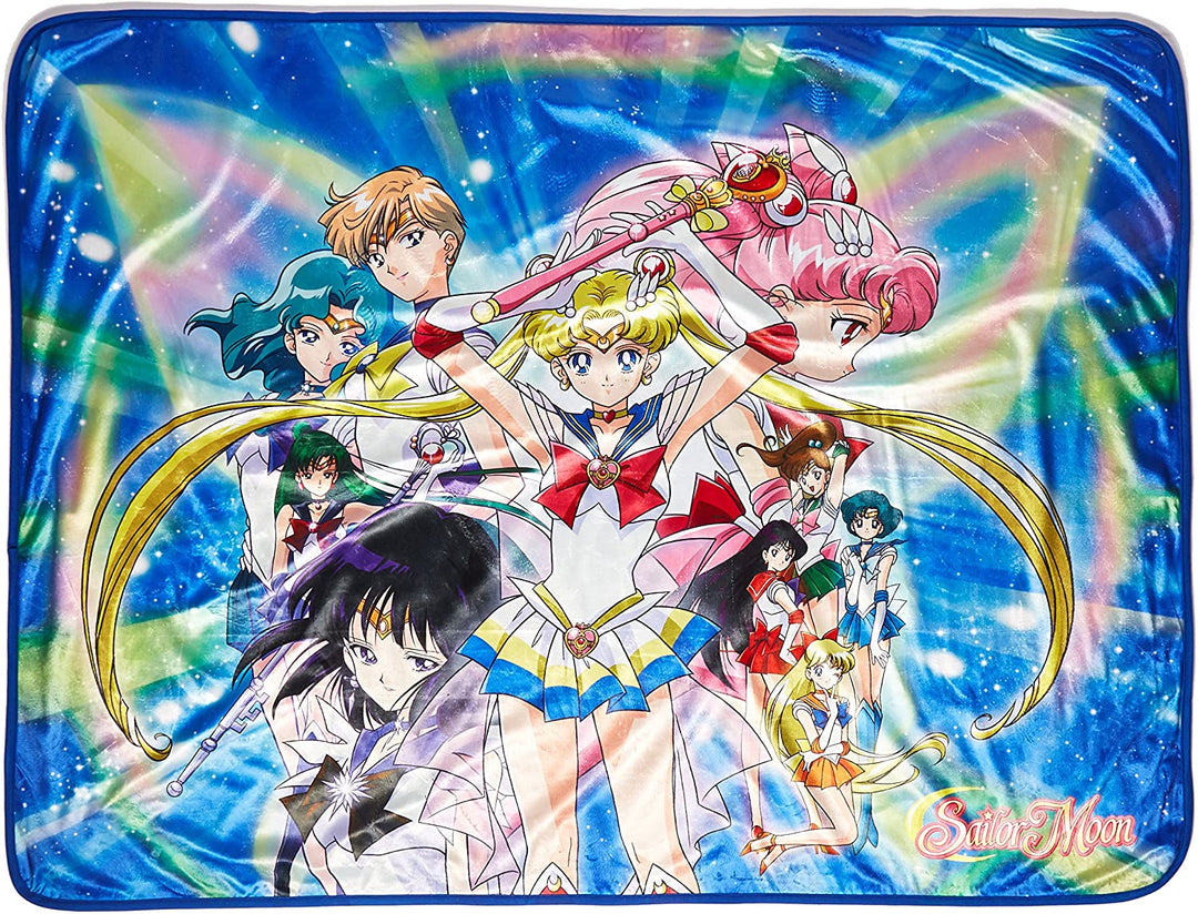Great Eastern Entertainment Sailor Moon Super S Throw Blanket - Fundom