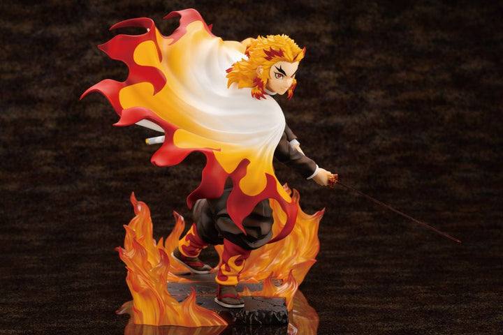 Kotobukiya Demon Slayer: Kimetsu no Yaiba - Kyojuro Rengoku 1/8 Scale ARTFX J Figure - Fundom