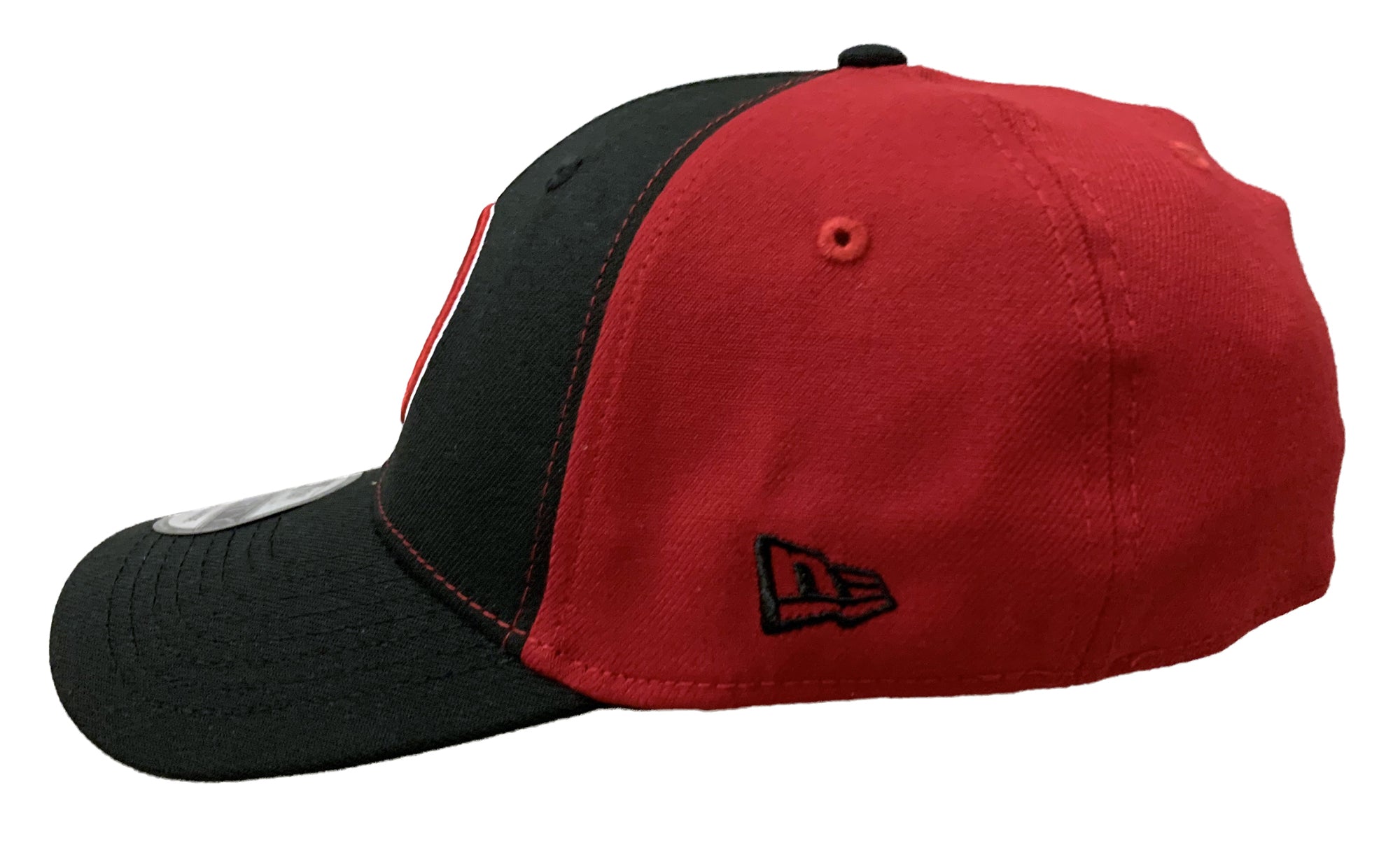 New Era Marvel Deadpool Symbol Black And Red 39Thirty Fitted Hat S/M - Fundom