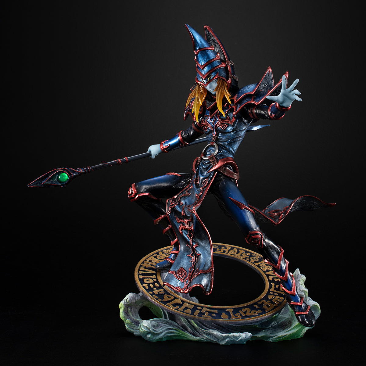 MegaHouse Black Magician Yu-Gi-Oh! Duel Monsters Art Works Monsters Figure