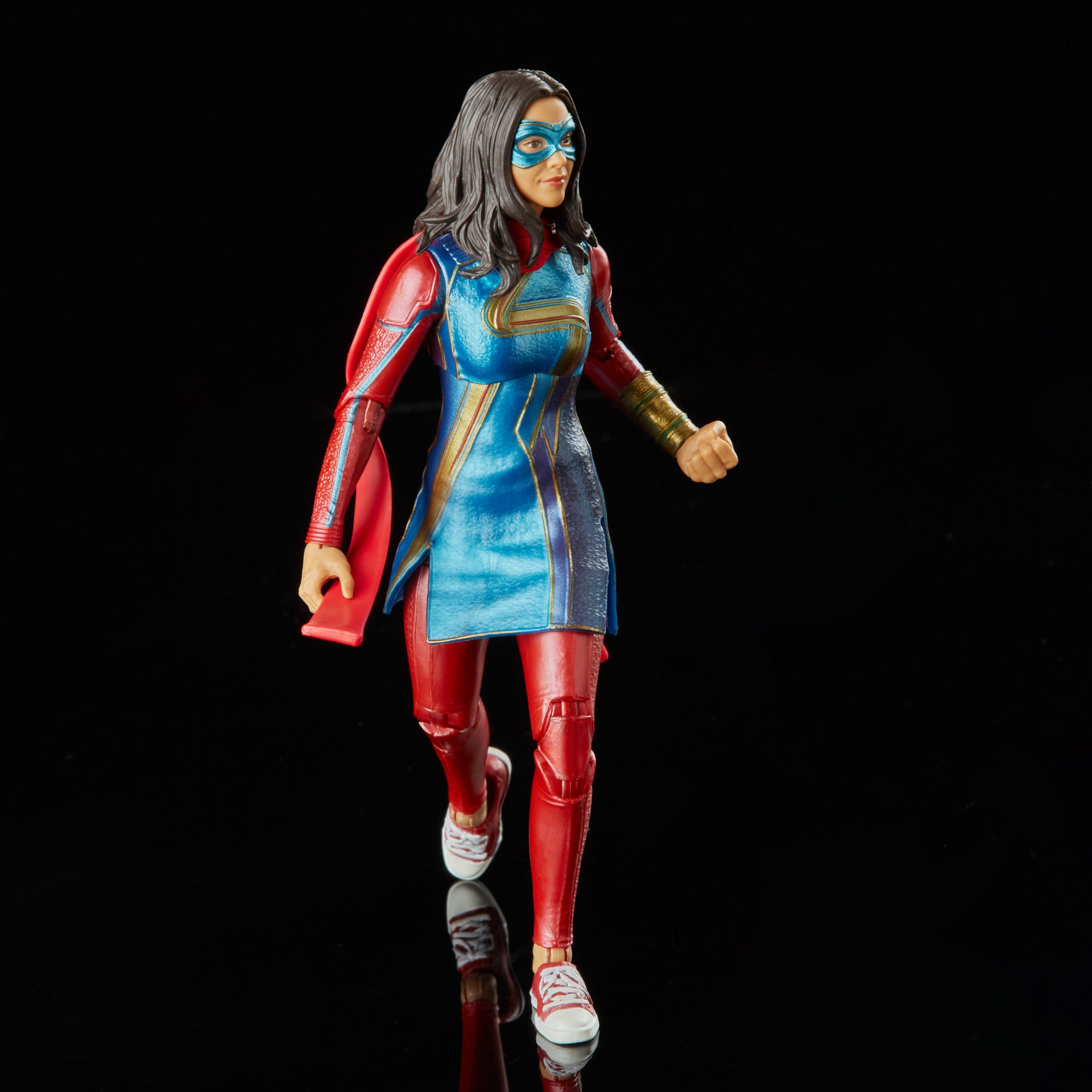 Hasbro Marvel Avengers Legends Series Disney Plus Ms Marvel MCU Series Action Figure 6-inch