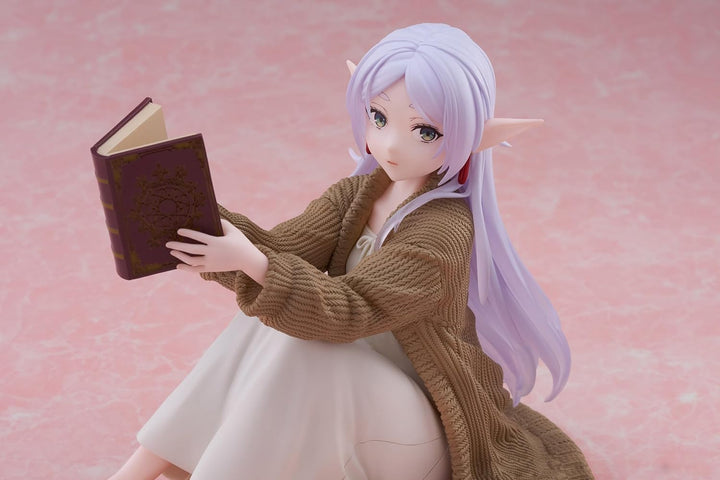 Taito - Frieren: Beyond Journey's End - Frieren Roomwear Version Desktop Cute Figure - Fundom
