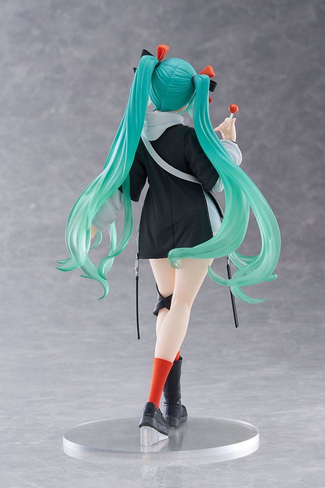 Taito - Hatsune Miku Fashion Punk Ver. Figure - Fundom