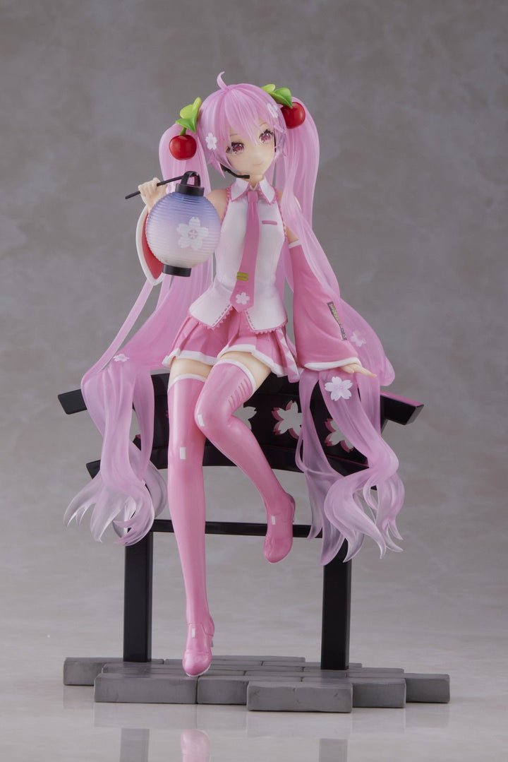 TAITO - Hatsune Miku - Sakura Miku AMP+ Sakura Lantern Ver. Prize Figure - Fundom