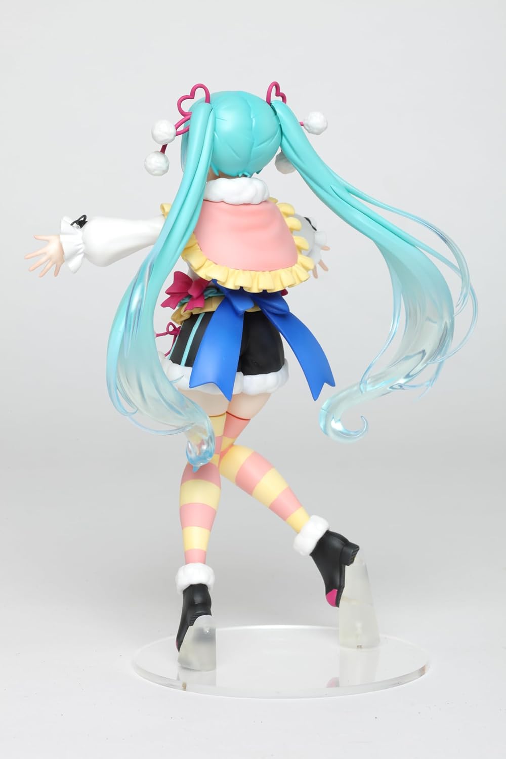Taito - Hatsune Miku Winter Image Ver. Prize Figure - Fundom