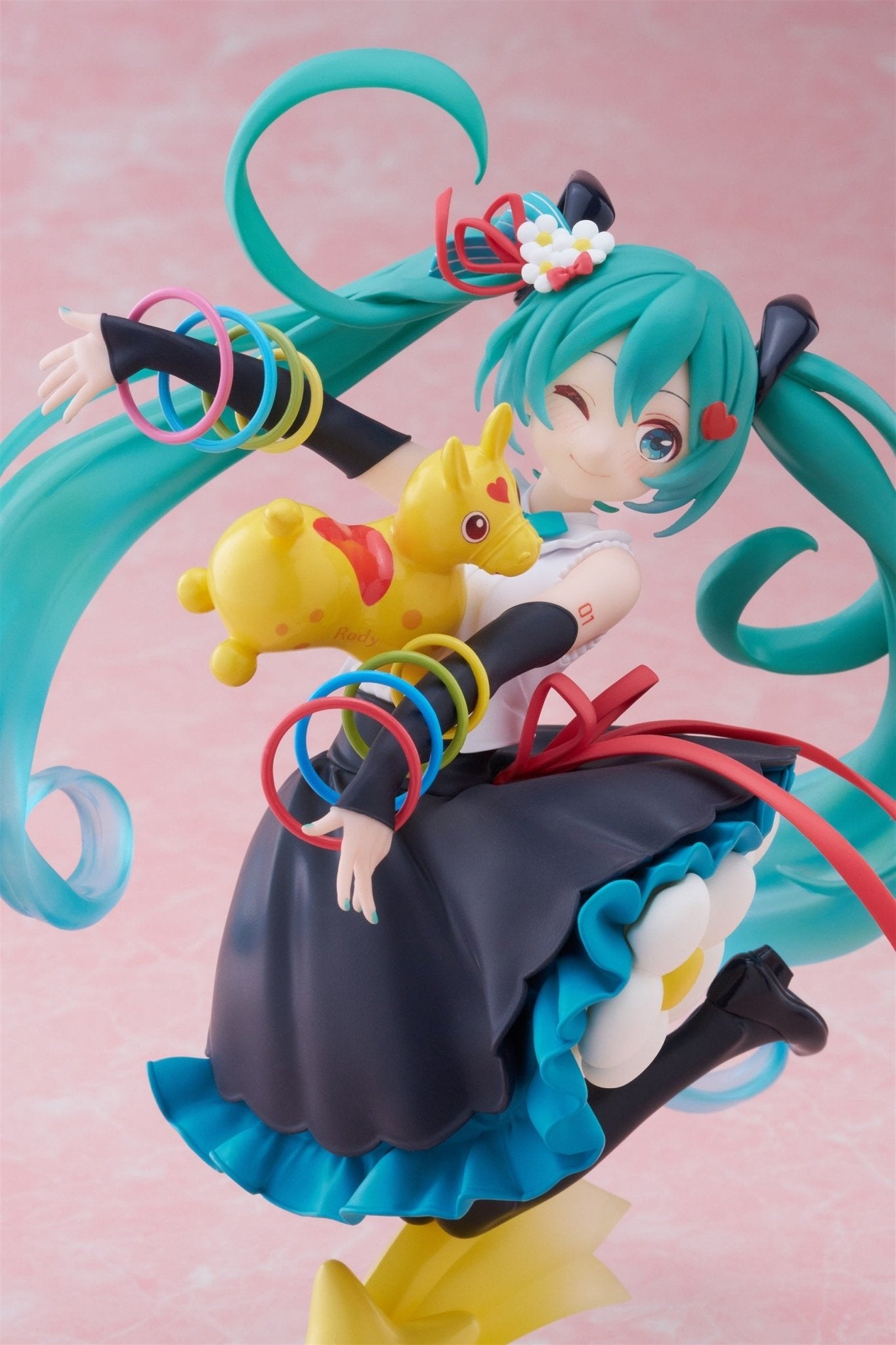 Taito - Vocaloid - Hatsune Miku 39/Thank You Version x Rody AMP+ Prize Figure Re - Run - Fundom