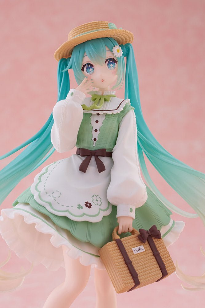 Taito - Vocaloid - Hatsune Miku - Fashion Country Version Figure - Fundom