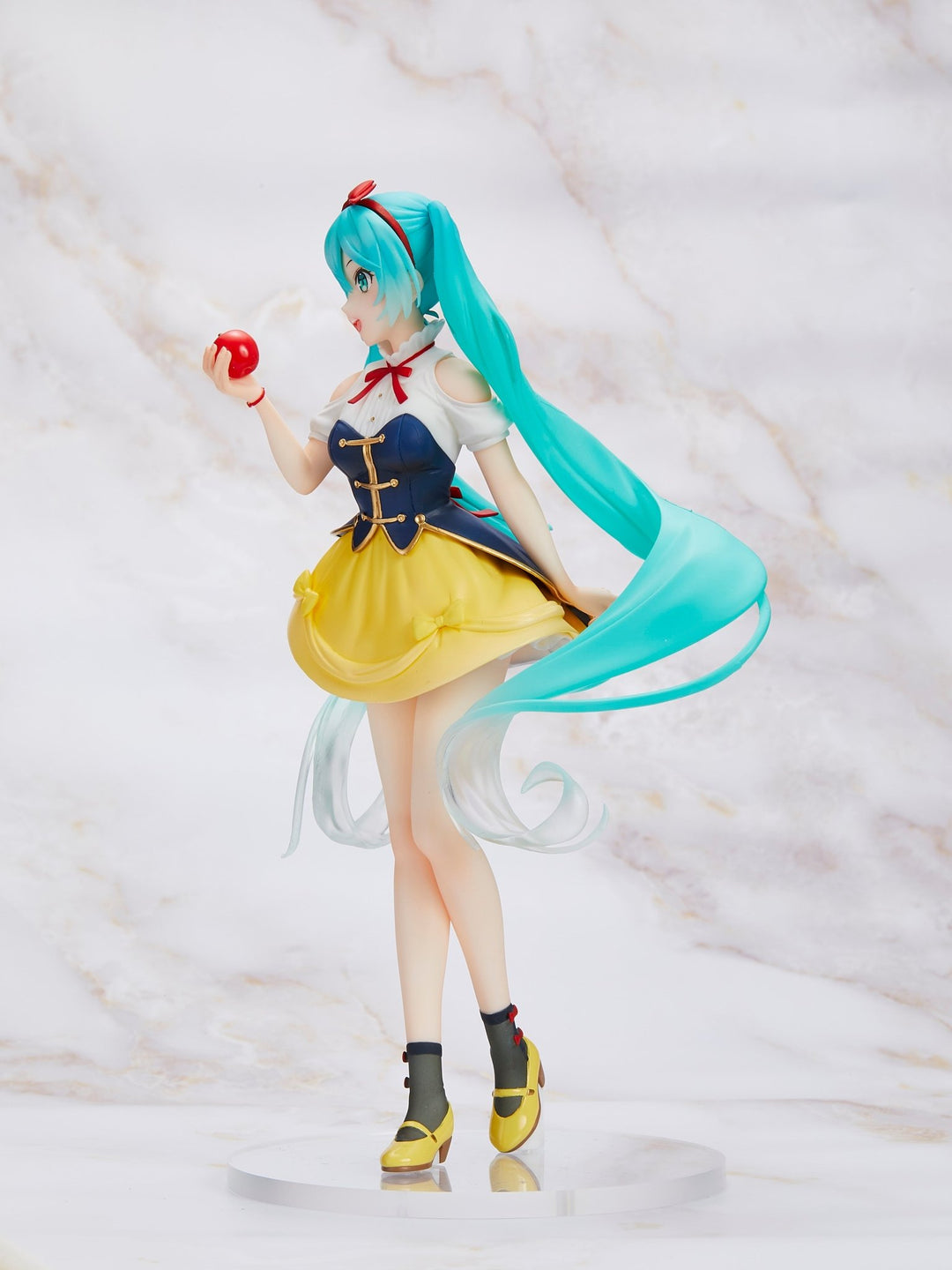 Taito - Vocaloid - Hatsune Miku Snow White Wonderland Version Prize Figure - Fundom