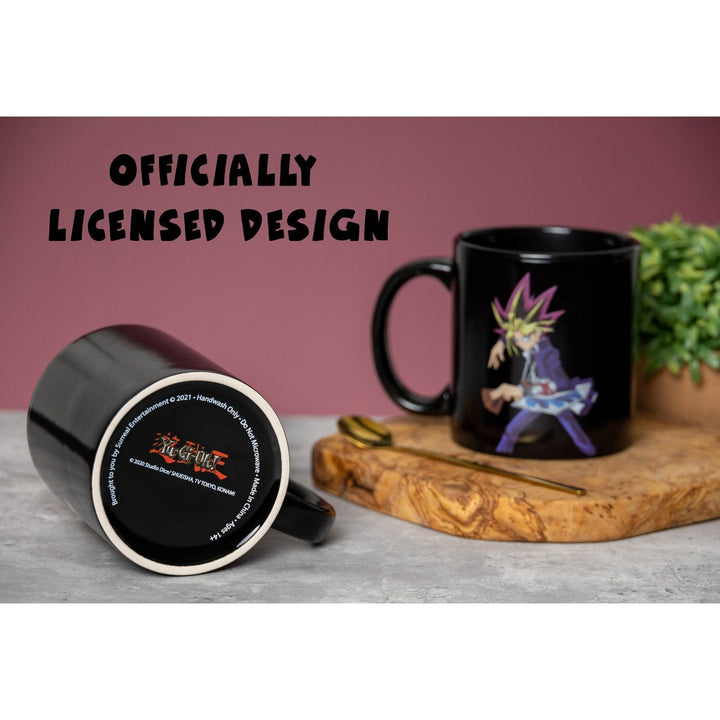 YU-GI-OH Yugi and Dark Magician Girl 15 oz. Heat Change Ceramic Coffee Mug