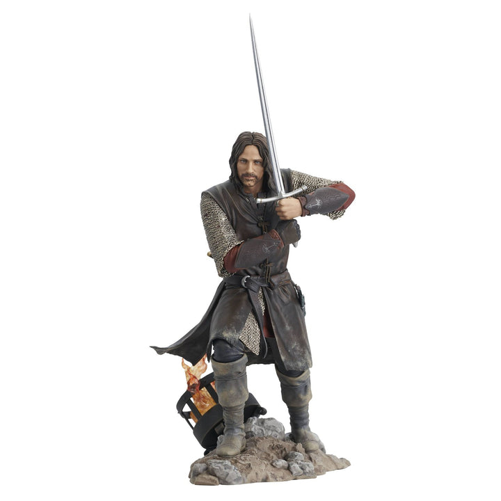 Diamond Select Toys The Lord of The Rings Gallery Aragorn PVC Statue