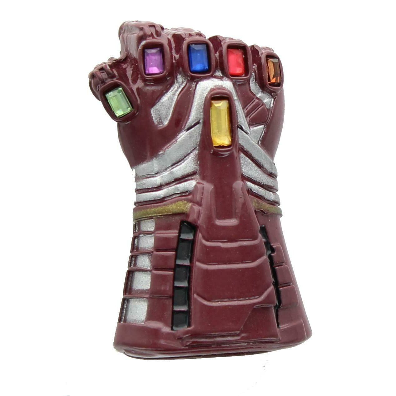 Infinity gauntlet toy hot sale that can snap